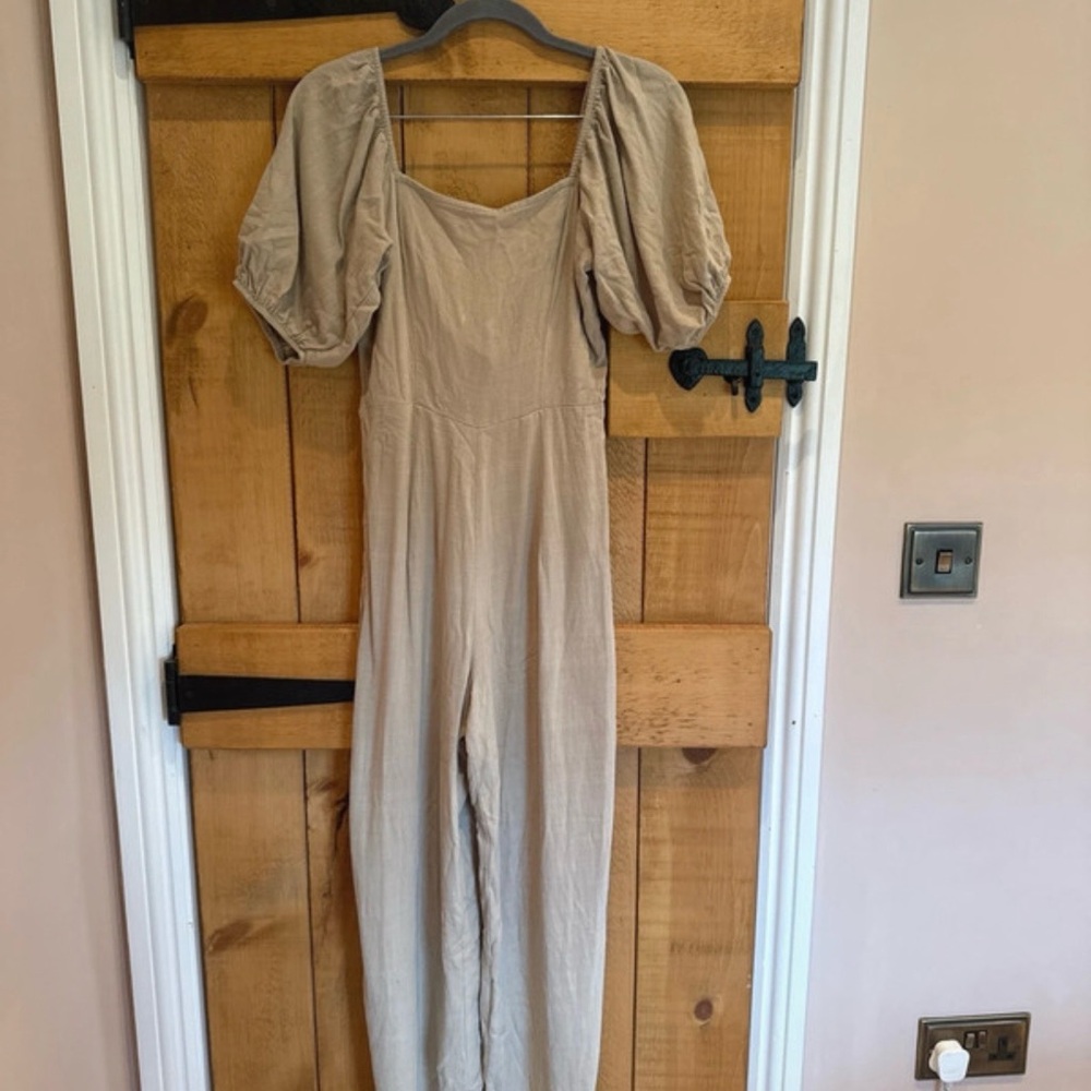 Women’s Puff-Sleeve Milkmaid Style Linen Jumpsuit Corsette Back